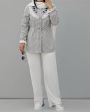 شومیز مانتویی طوسی راه راه گلدوزی و تور دوزی